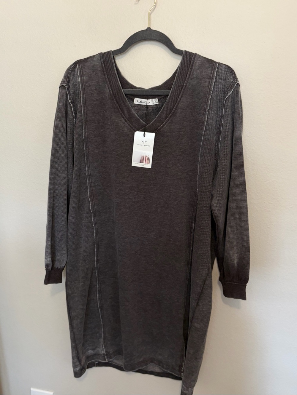 Another Love Velvet Window V-Neck Tunic Gray Size Small NWT